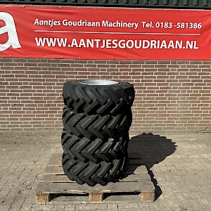 4 Banden 10.0/75/15.3 - Nieuw wheel