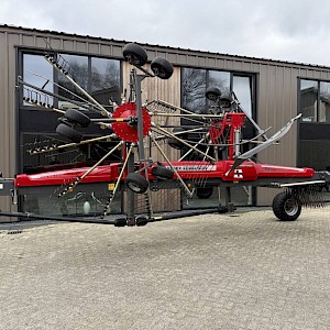 Massey Ferguson RK 842 SD-TRC