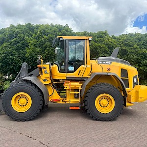 Volvo L90 H2 2025