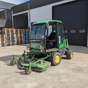 JOHN DEERE 1515