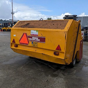 STH T1800