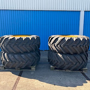 Michelin XMCL 480/80R26 op 12 gaats JCB velgen