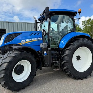 New Holland T7.210