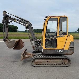 Volvo pel-job EB250 minigraver