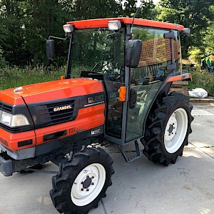 Kubota GL261 met cabine