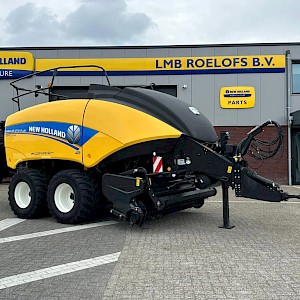 New Holland Bigbaler 1270 plus cropcutter