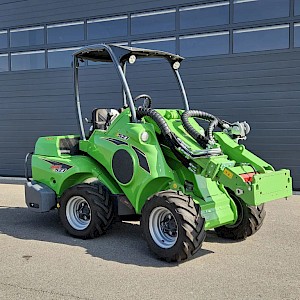 Avant E527 TDL Mini-shovel