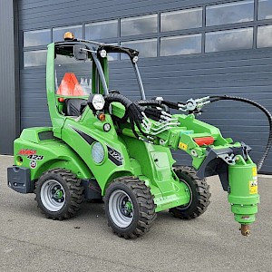 Avant 423TDL+ mini-shovel