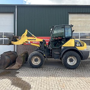 Komatsu WA 90-5 wheel loader