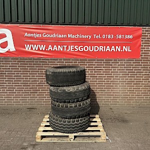 4 Banden 11.5/80.15.3 - Gebruikt truck tire