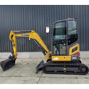 XCMG XE27E Midikraan