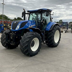 New Holland T7.270
