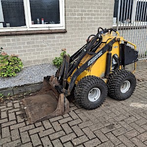 Skidster M10X Schranklader Minishovel Sherpa NIEUWE MOTOR