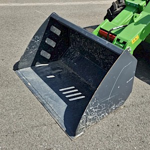 Avant 105cm Grondbak
