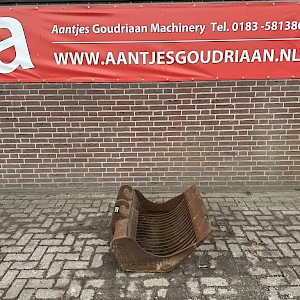 CW 10 screening bucket