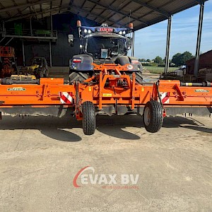 Struik 8LKA75 Loofklapper