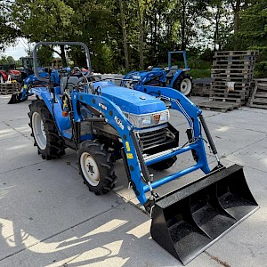 Iseki Geas 23 met voorlader