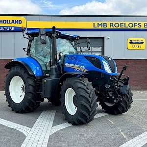 New Holland T7.210 Range Command