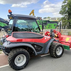 Aebi TT211aebi tt211 terratrac maaier tractor trekker
