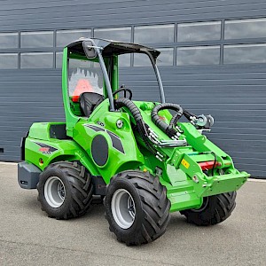 Avant 635i Rental mini-shovel