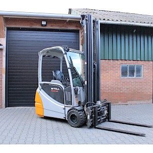Still RX20 20 heftruck elektrische accu bj 2022 triplex lepelverstelling sideshift