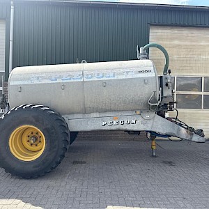 liquid manure spreader