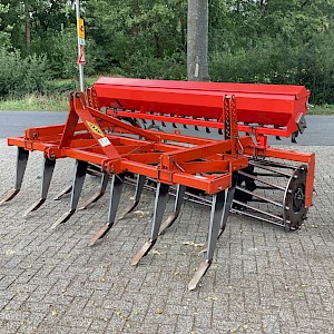 Hekamp vaste tand cultivator met zaaibak