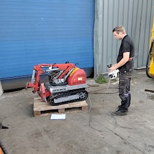 Brokk mini cut, bj 1997, 401 uur