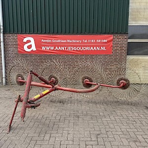 4 bords gedragen acrobaat - Gebruikt tedder