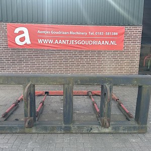 Tandenbak round bale fork