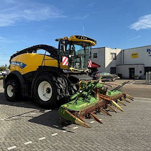 New Holland FR550 Forage Cruiser + Krone Easycollect