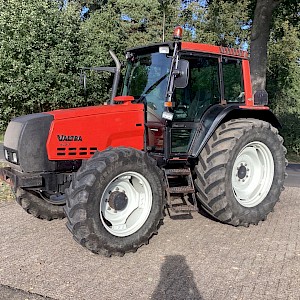 Valtra 6550
