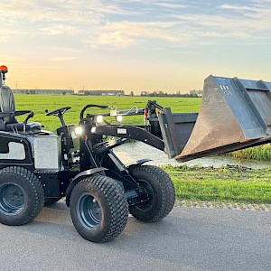 Te koop: Knikmops 130