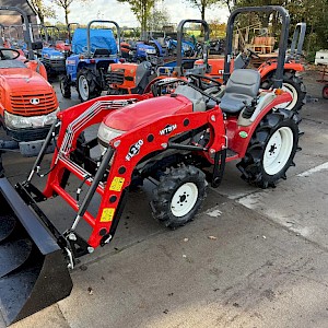 Yanmar AF120 met voorlader
