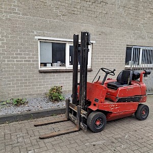LINDE H12D Diesel Heftruck 1200 KG Hydrostaat