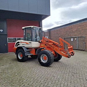 Schaeff SKL 834