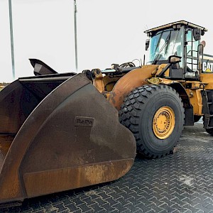 CAT 980M