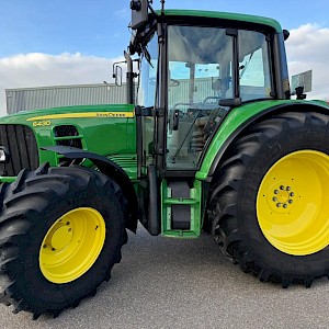 John Deere 6430 Basis 2037 uur!!!
