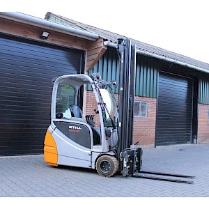 Still RX20 20 heftruck elektrische accu 88% triplex lepelverstelling sideshift