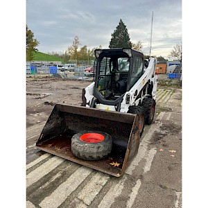 Bobcat S590 schranklader
