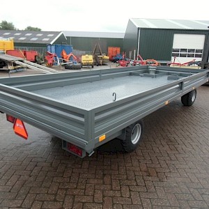 flatbed trailer