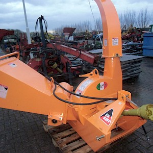 BX 62 R wood chipper