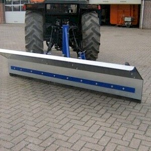 Groot volume schuif snow plough