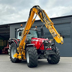Massey Ferguson 6713S Dyna 6