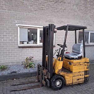 JUNGHEINRICH EFG 1,0 Heftruck