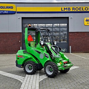 Avant 423 mini-shovel