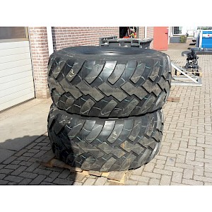 Coverbanden tractor tire