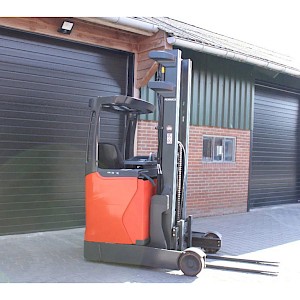 Linde R12B01 reachtruck elektrische triplex sideshift freelift