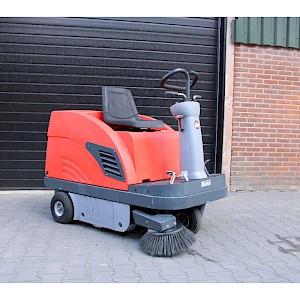 Hako 900v veegmachine benzine