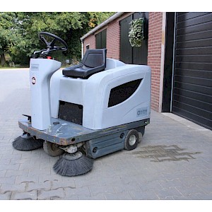 Nilfisk SR1101B veegmachine elektrische goed werkend